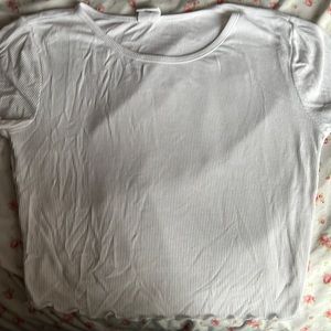 White shirt size s color white